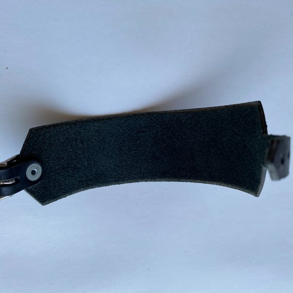 VINTAGE leather cuff - Picture 4 of 6